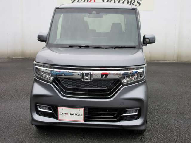 400台以上の大型展示場！【コンパクトカー＆軽自動車専門店】