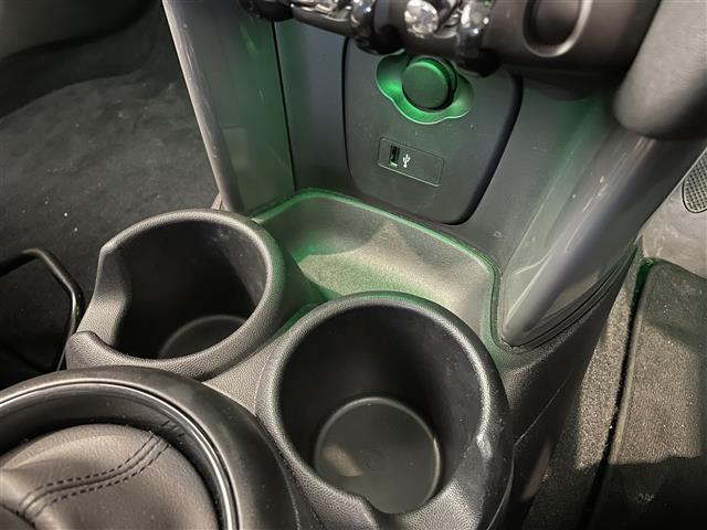 ぜひ厳選したドイツプレミアムブランドのお車を、見て・触って・比べてください！