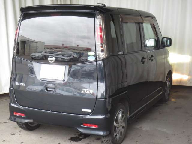 納車前には前オーナーの使用状況を踏まえ、専門のメカニックが徹底した納車前整備（法定点検）を実施致します。