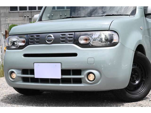 【ヘッドライトクリーニング済み】この年式の中古車はどうしてもヘッドライトにくすみや黄ばみが生じますが、ピカピカに磨き上げられております。