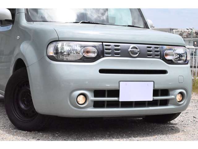 【ヘッドライトクリーニング済み】この年式の中古車はどうしてもヘッドライトにくすみや黄ばみが生じますが、ピカピカに磨き上げられております。