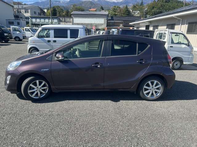 細かい傷などはお問合せ頂ければ動画確認も対応致します。じっくり見て頂き納得してからご決断ください。