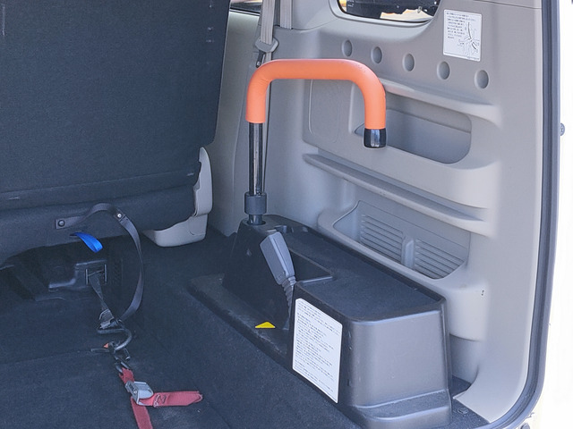 車いす用の手すりも完備！