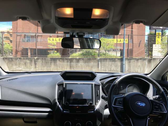 セカンドシートから見た車内！