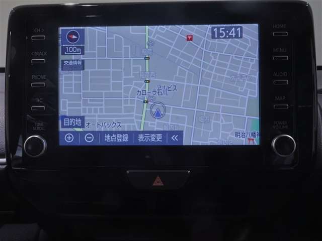 ナビゲーション付なので、何時何処でも行きたい場所へ。　ナビって無くて良いかなと思っていても一回使うと手放せませんよね。