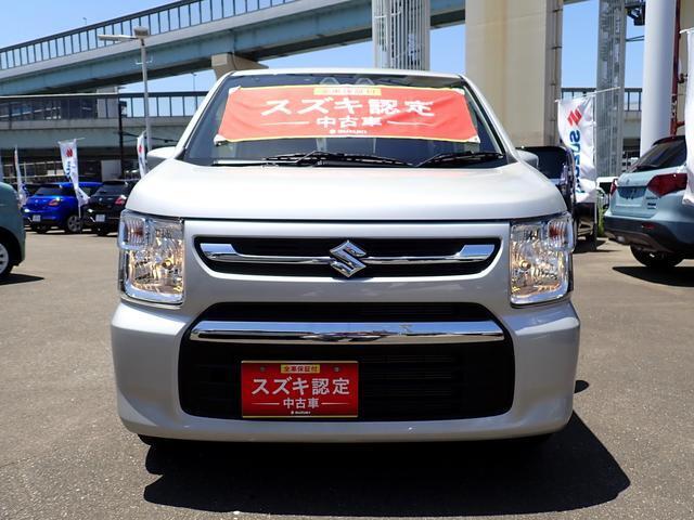 どんな人が乗ってもお似合い！乗る人を選ばない定番のクルマ！広くて安全で燃費もイイ！お買い物、旅行、通勤、みんなおまかせ！！