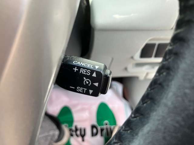 お客様のお車の購入、お乗り換えのお手伝いをさせてください。お客様に合ったカーライフのご提案に自信があります。