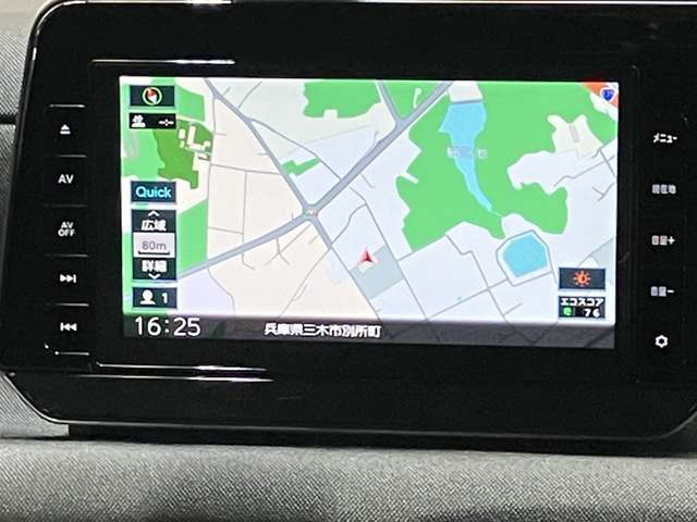 日産純正メモリーナビ（MJ323D-L）です。クリアな画質を楽しんでいただけるフルセグ地デジTVなど、書ききれないほどの機能が満載です。