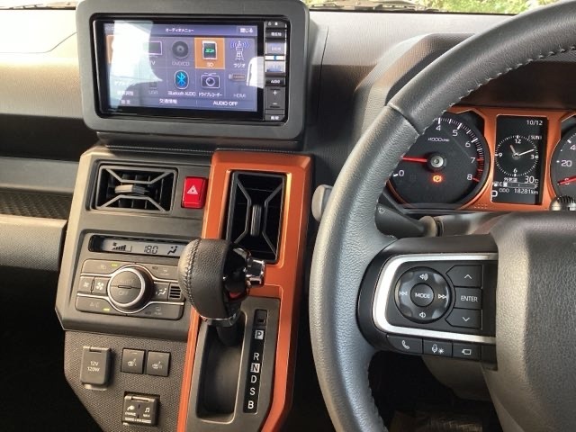 ナビ搭載ですので、遠距離へのお出かけもお任せ下さい。