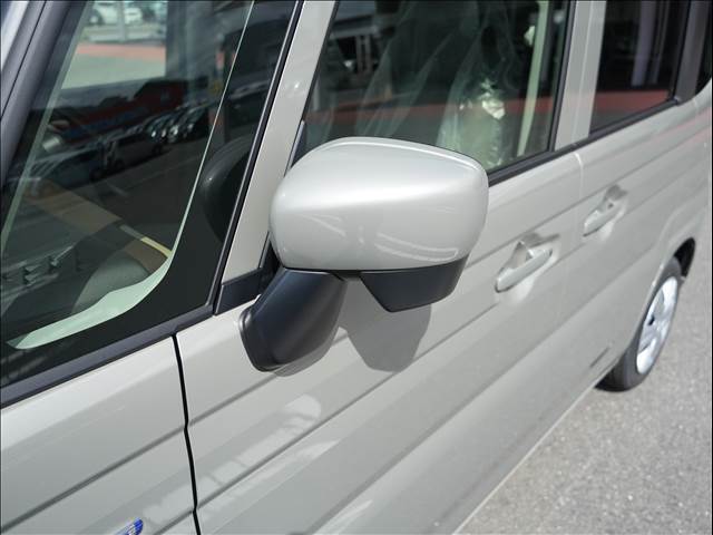 運転するのに必須なのが保険への加入です。常時、保険専任スタッフがいますので入替や見直し、分からない事何でもご相談下さい。