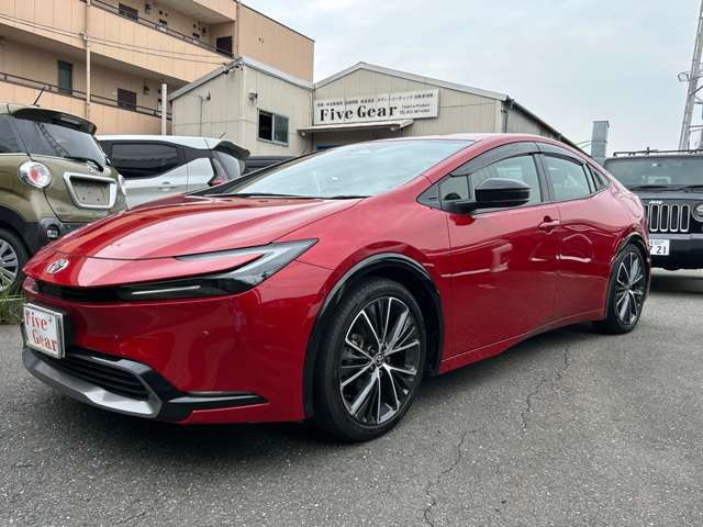 自社工場で、整備、板金を実施しており、人気車種をお手ごろ価格でお客様にお届けいたします！急な故障などでも、熟練スタッフが国産、外車問わず幅広く対応します。