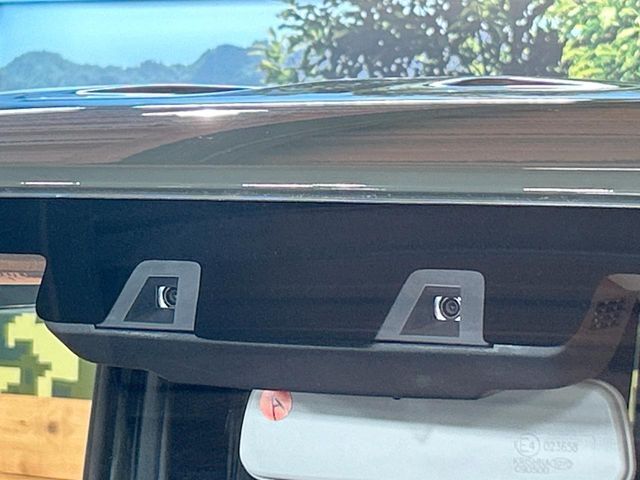 【スズキ　セーフティサポート】走行中に前方の車両等を認識し、衝突しそうな時は警報とブレーキで衝突回避と被害軽減をアシスト。より安全にドライブをお楽しみいただけます。
