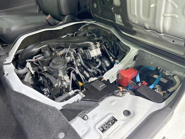 親切・丁寧な専門メカニックスタッフが応対！・車検・点検整備・事故等の修理などアフターサービスも安心。お車のカスタマイズもネクステージのサービススタッフまでご相談ください！