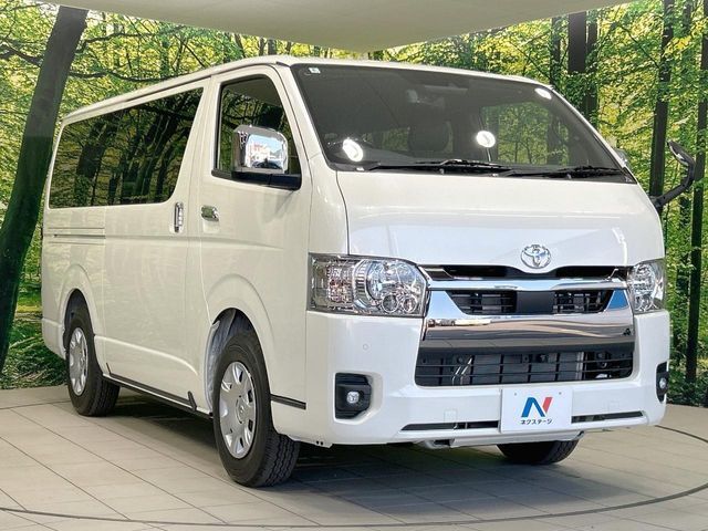 大好評のボディコーティング「弾スプラッシュコート」もご納車までに施工可能。通常のガラスコートと異なる、耐久年数6年の無機質ガラスコーティングが、ボディをキレイな状態に保ってくれます。