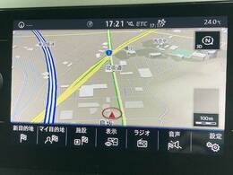 【純正ナビ】一体感のあるナビは、高級感ある車内を演出してくれます。Bluetooth再生などオーディオ機能も充実しておりますので、運転もより楽しめます♪