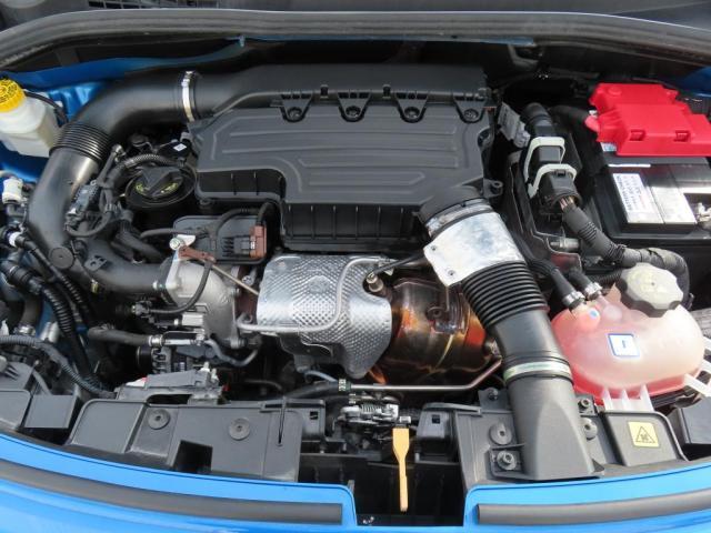 FIAT独自技術であるMultiAirにより、151馬力（カタログ値）、270Nmを発生する1.3リッターエンジンです