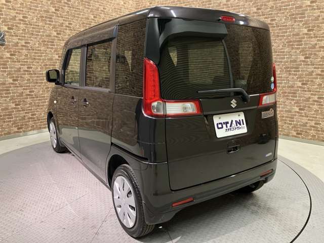 ■充実のアフターサービス■　車の販売はもちろん、自社整備工場・自社鈑金工場・オイル交換＆点検専門店舗を完備しておりますので納車後もお客様のカーライフをトータルでサポートいたします。