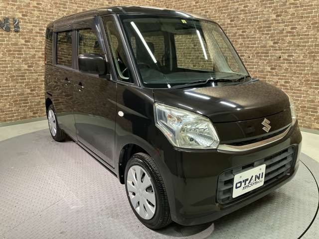■親切・丁寧な接客をお約束■　初めてお車のご購入を検討されている方や、お車についてあまり詳しくない方にも分かりやすい接客を心掛けております。女性営業スタッフも在籍！購入に不安がある女性の方もぜひ♪
