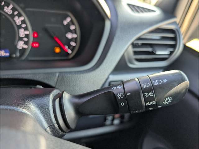 納車前にはお車の点検・整備をしっかりとさせていただいております。車検整備付のお車につきましても法定整備をさせていただいておりますので、長く安心してお乗りいただけます！