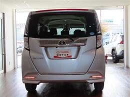 但し当店では販売だけでなく、ご購入後のアフターサービスもご提供となりますので、店頭商談並びに店頭納車可能なお客様への販売とさせていただいています。ご了承下さい。