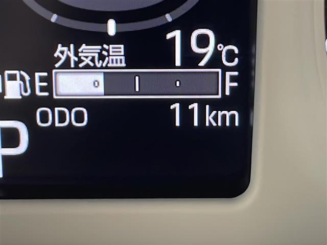 気になる車はすぐにお問い合わせください！画面右側の0066から始まる無料ダイヤルからお問い合わせ下さい！専門スタッフがお車のご質問にお答えいたします！