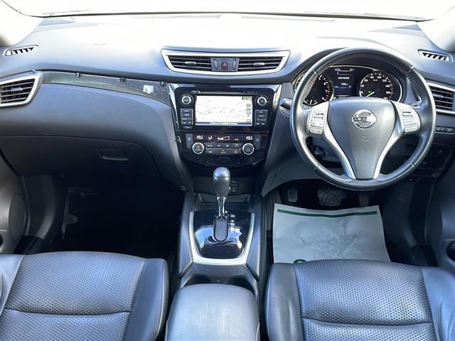 【　前席全体　】落ち着きのある内装です！