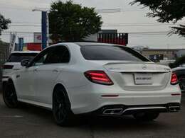 W213型 トップグレードAMG E63S 4MATICプラスの入庫です！！