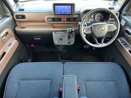 【インパネ全体】全方位で視界が広く、高い目線で運転もしやすいです！