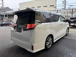 お車の詳細な状態や追加画像ご依頼、また直接お電話でも状態のご説明も行っております。お気軽にお問い合わせください。Car　Studio・・・5　　TEL　072-866-0550（毎週水曜日定休）