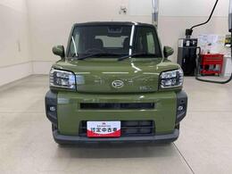 6.8インチスマホ連携ディスプレイオーディオ装備のタフトです♪運転席ドアに小さな凹みがございます。ご検討の際は現車のご確認をお願いいたします。