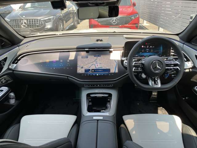 ☆お近くの方はぜひご来店を♪車検整備付きのお車は試乗も可能ですので装備や状態をしっかりとご確認頂けます♪