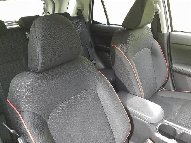 「この車の写真をもっと見たい」「状態が気になる」「この装備はついている？」どんな小さな疑問でもお気軽にお問い合わせください！