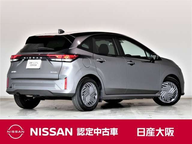 2台前を走る車両をミリ波レーダーでモニタリング☆減速が必要と判断した場合にはディスプレイ表示とブザーで警報し、ブレーキの踏み遅れによる事故回避を支援するインテリジェントFCW☆