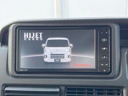 【純正ナビ】人気の純正ナビを装備。オーディオ機能も充実しており、Bluetooth接続すればお持ちのスマホやMP3プレイヤーの音楽を再生可能！毎日の運転がさらに楽しくなります！！
