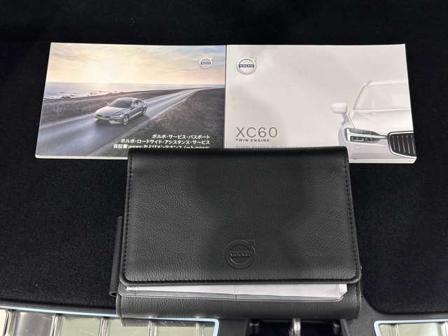 保証書、取扱説明書、記録簿完備です。