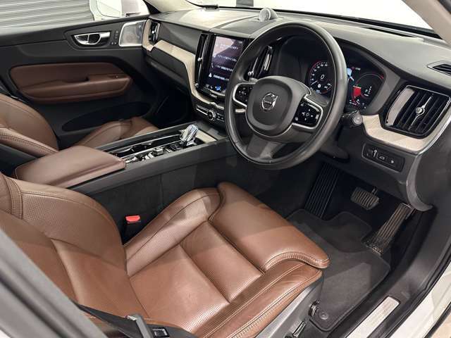 BMW、MINI 各店舗からの優良な下取り車をメインに、系列会社のジープ、アルファロメオ、フィアット、マセラティ、HONDAから優良な下取り車をご案内しております。0078-6003-830577 までお気軽にご連絡ください。