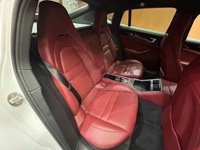 全国納車可能です。納車方法及び費用につきましては、お気軽にコーディネーターまでご相談ください。遠方のご納車の際も我々がしっかりサポートさせて頂きます。お気軽にスタッフまでご相談下さい。