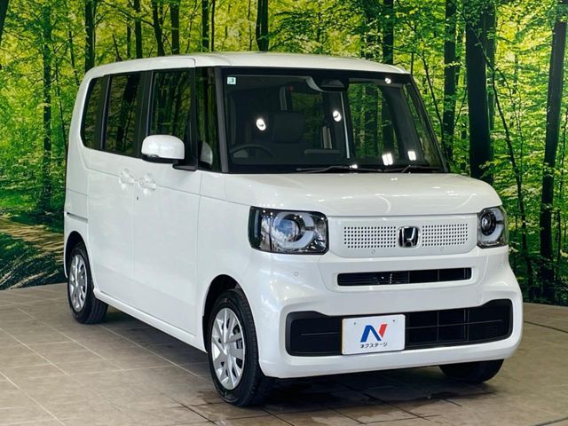 大好評のボディコーティング「弾スプラッシュコート」もご納車までに施工可能。通常のガラスコートと異なる、耐久年数6年の無機質ガラスコーティングが、ボディをキレイな状態に保ってくれます。