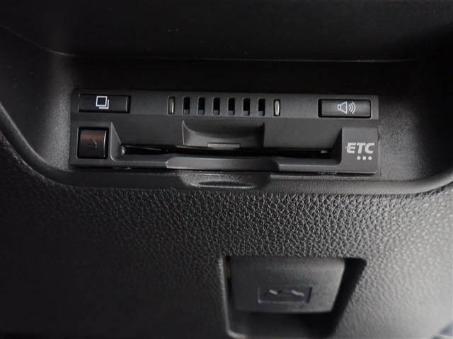 【トヨタセーフティセンス・LEDヘッドライト・スマートキー】純正メモリーナビ・バックカメラ・Bluetooth・ETC・ドライブレコーダー