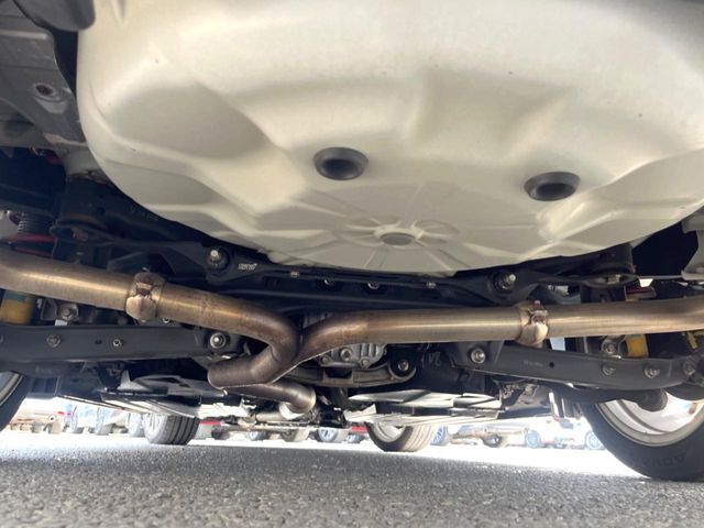 下回りがきれいなうちに、防錆加工の施工がオススメ。降雪地域はもちろん、沿岸部にお住いの方や、趣味でマリン・ウィンタースポーツをされる方にご好評いただいております。