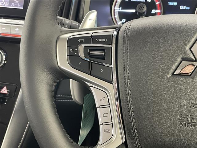 【運転席操作部】快適なドライブを楽しむための機能が装備されています！運転席から触れるので、使いやすいです！除菌プランいれていただくと、さらに清潔で安心していただけます！