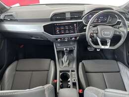 Audiのインテリアはエクステリア同様、優れたデザイン性とクオリティ、そして機能性を兼ね備えております。