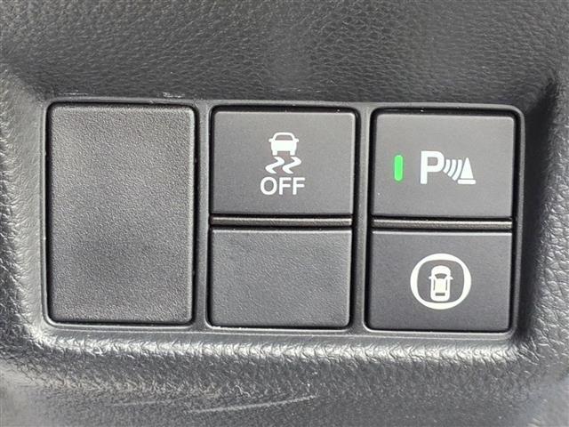 【運転席操作部】快適なドライブを楽しむための機能が装備されています！運転席から触れるので、使いやすいです！除菌プランいれていただくと、さらに清潔で安心していただけます！