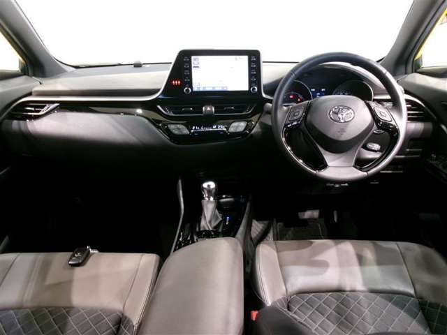 『まるごとクリーニング』施工済みで、キレイ・清潔な車となっております。