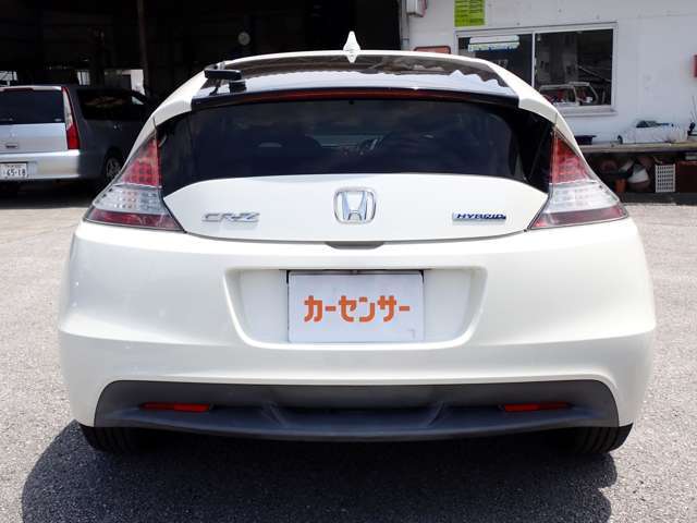 弊社は三菱サテライトショップです！三菱車なら安くお買い得価格にてご提供できます！その他メーカーももちろん扱っております。価格には自信がありますので一度お問い合わせ下さいませ♪お待ちしております(^^♪