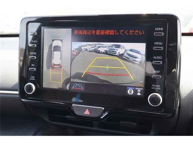 バックモニター付ですので、車庫入れも駐車もラクラクです。