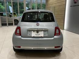 全体的に丸みを帯びたデザインです。