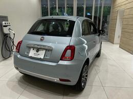 特徴的なドーナツ型のテールランプ