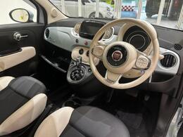 配色がお洒落なインテリアです