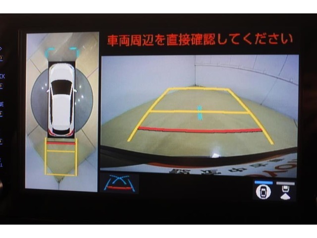 バックモニター搭載で車庫入れ安心！車庫入れが苦手な人もこれで安心！